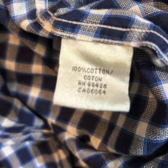 BUGATCHI button down shirt large shaped fit - Picture 4 of 5